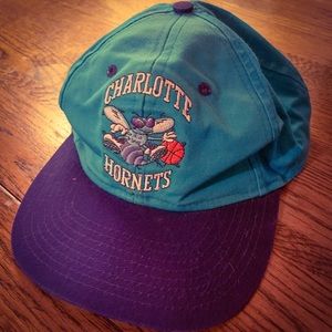 Vintage Charlotte Hornets SnapBack